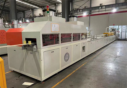 履帶拉擠設(shè)備的具體特點(diǎn)和優(yōu)勢(shì)